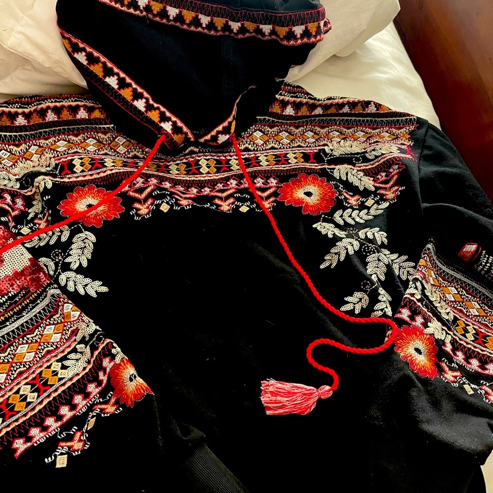 Embroidered black hoodie, new without tags